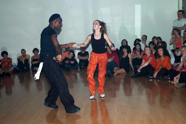 min 2005 10 31 agora 274